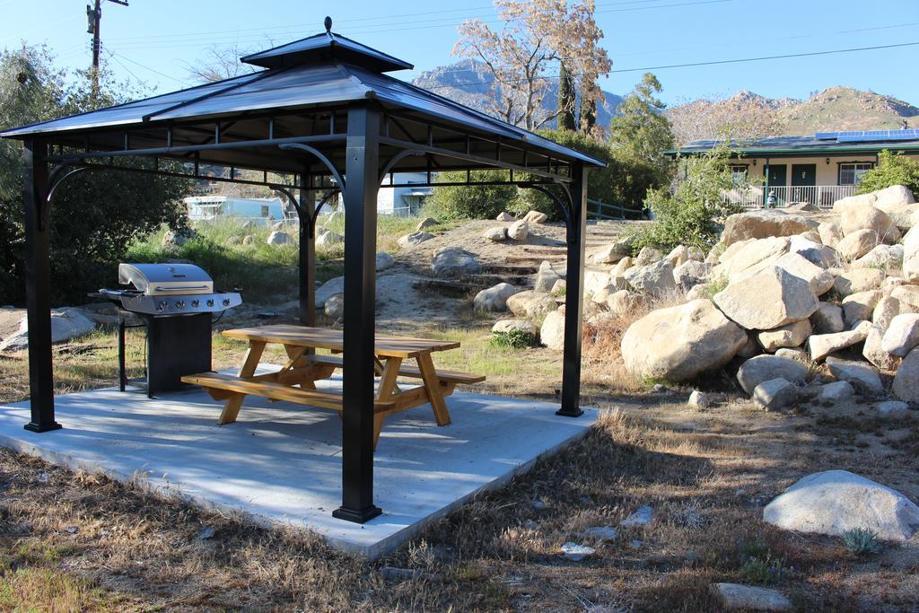 Barewood & Wofford Heights